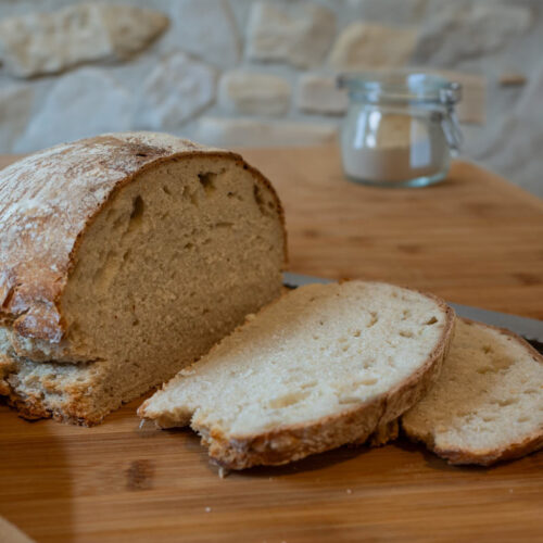 Brot mit Trockenhefe